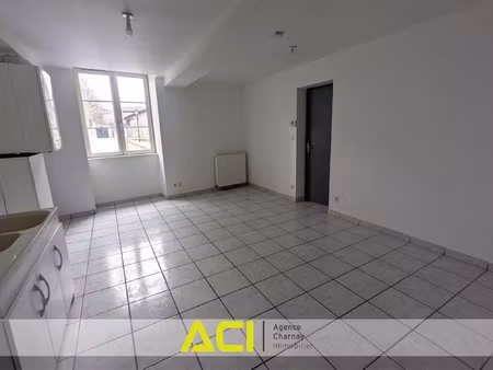 st albain - t2 entièrement repeint