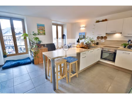 charmant 2 pièces de 37 m2 au coeur de thônes