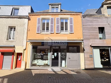 local commercial muzillac 65 m2 + appartement t3 bis duplex de 75 m²