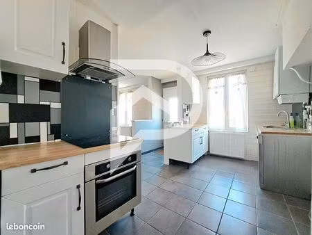 maison de ville 6 pièces 87 m²