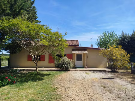 maison de campagne avec jardin et garages - 33790 massugas