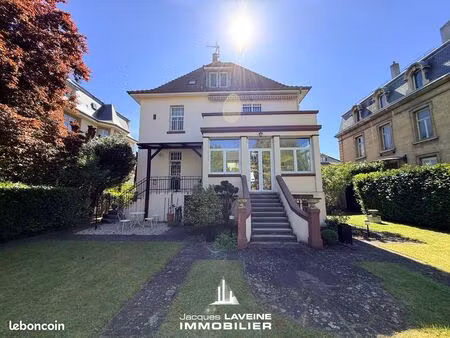 propriété 9 pièces 250 m²