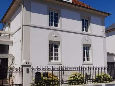 maison de caractère - piscine  jardin / garage