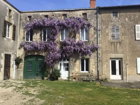 haute vienne - propriété atypique et unique à vendre à rénover  proche de bessines-sur-gar