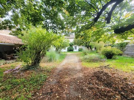 maison en pierre 6 pièces