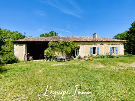 gasconne avec dépendance sur 2 5 hectares de terres et de bo