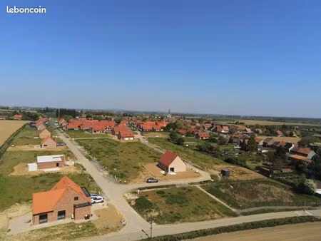 terrain 411 m² morbecque