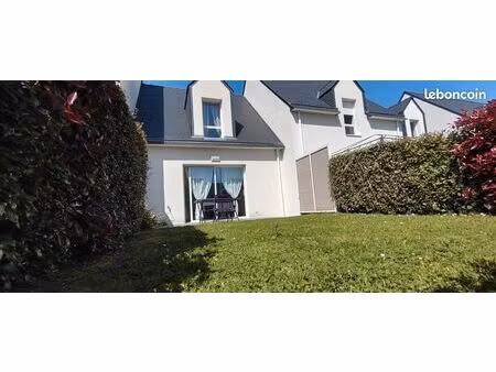 duplex r+1 t4 en bord de mer à sarzeau