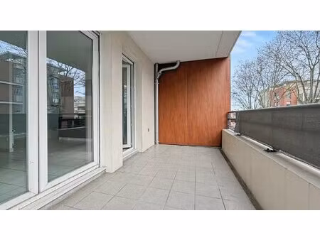 francheville — t3 69 m² – résidence récente – terrasse – aucun travaux