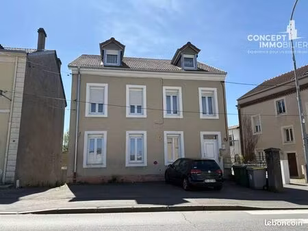 immeuble 8 pièces 202 m²