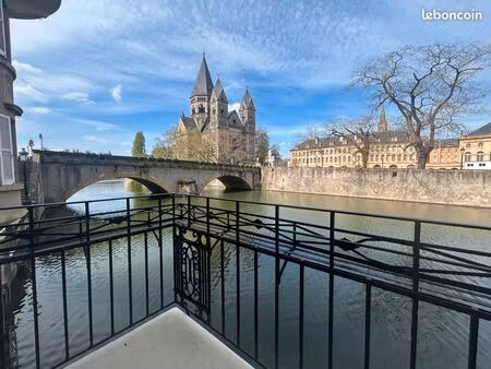 metz hyper centre – vue exceptionnelle sur la moselle et les monuments