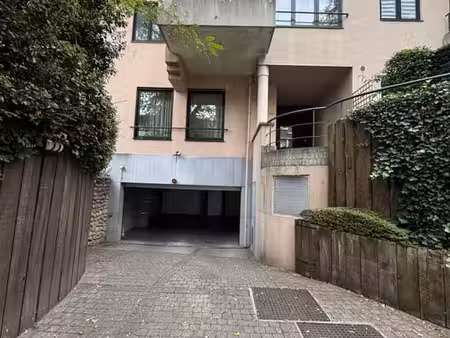 parking à uccle - rue colonel chaltin