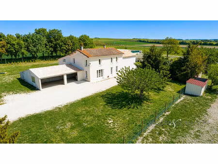 maison de campagne rénovée à allas champagne - charente maritime - 7 pièce(s) 165 m2 hab. 