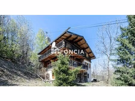 chalet de caractère à réinventer – les chavants – cadre exceptionnel