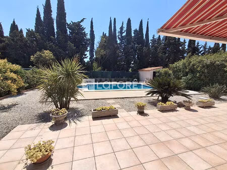 a vendre - toulouges - villa avec piscine sur parcelle arborée de 635m²