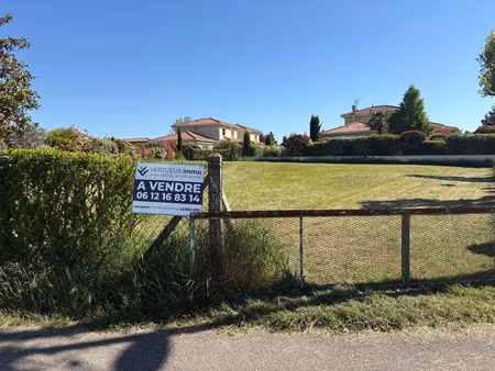terrain de 901 m2 - craponne