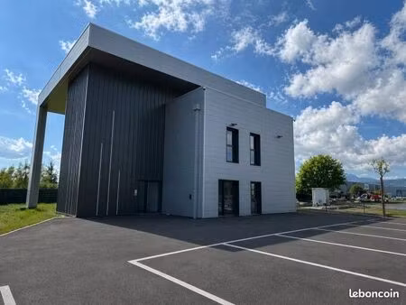 bureau individuels à louer - coworking