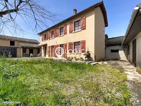 maison 7 pièces 153 m²