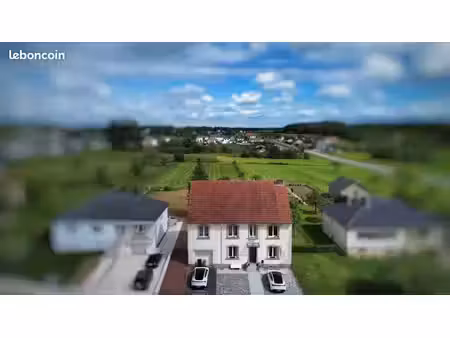 maison 9 pièces 208 m²