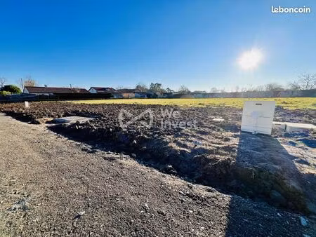 terrain 808 m² luzillat