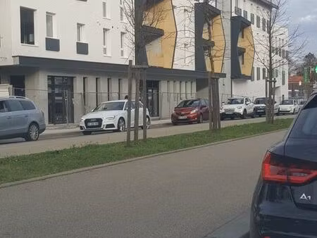 a louer anglet centre appartement t3 récent avec annexes