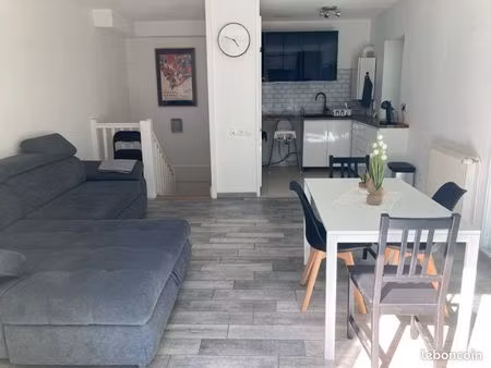 appartement t4 avec stationnement et cave