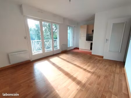 appartement 31m² / balcon