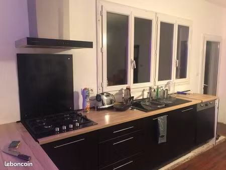 duplex type loft (travaux à prévoir)