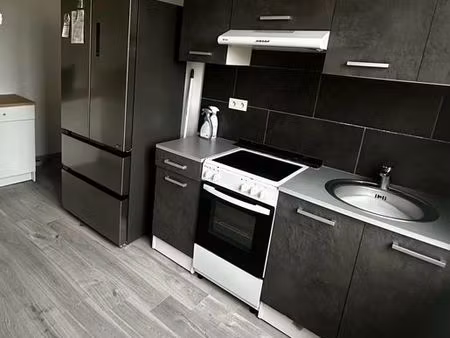 loue f2 50m2 quartier st pierre