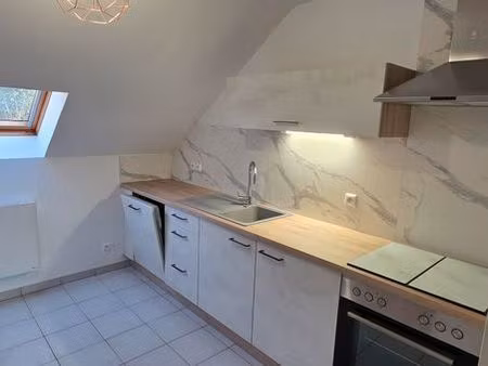 appartement f3 neuf + parking