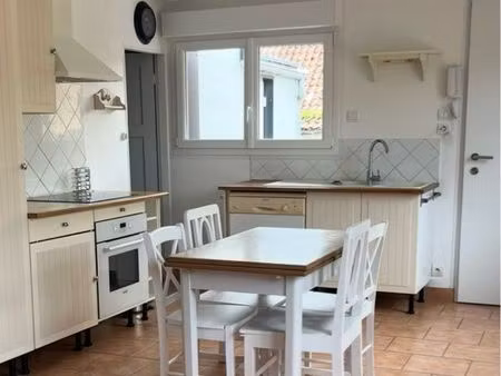 chalet de 68 m² lumineux meublé  proche de la place du marché d’ardres