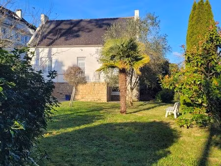 maison proximité du bourg beaucoup de potentiel