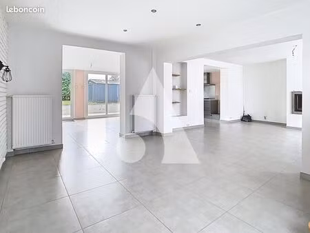 maison 5 pièces 141 m²