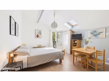 studio 1 pièce 22 m²