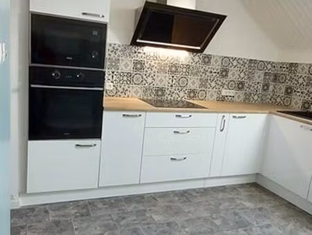 loue t3 rénové  cuisine équipée  clim  pompe à chaleur