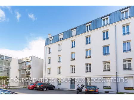appartement de 2 pieces meuble au calme - rue des pavillons