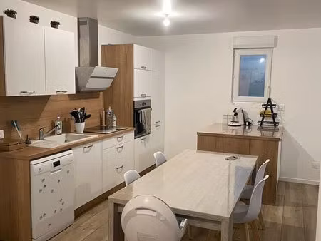 logement 83m2 récent 2 chambres + bureaux