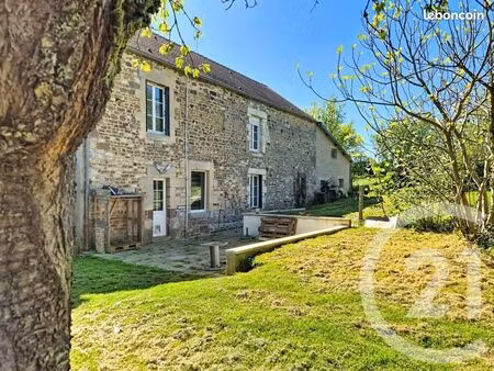 maison 6 pièces 115 m²