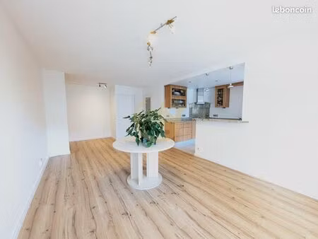 appartement 3 pièces 70 m²