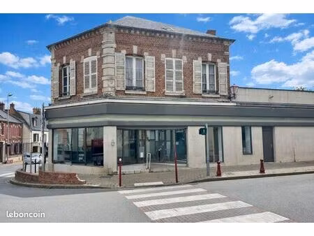 local commercial 208 m²