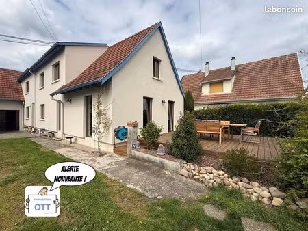 maison de village 5 pièces 140 m²