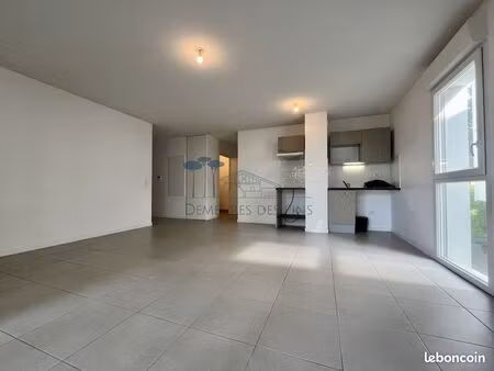 appartement 3 pièces 64 m²