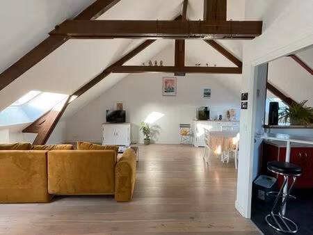 a louer charmant t3 meublé 82 m2 au sol