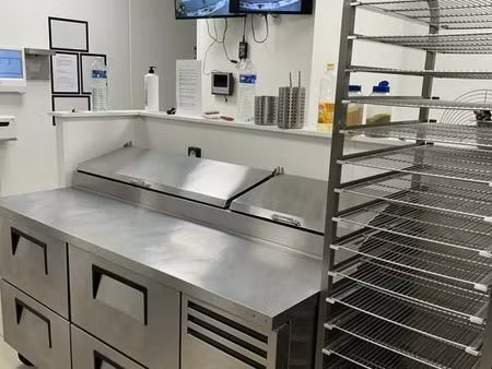 restauration rapide 440 m²