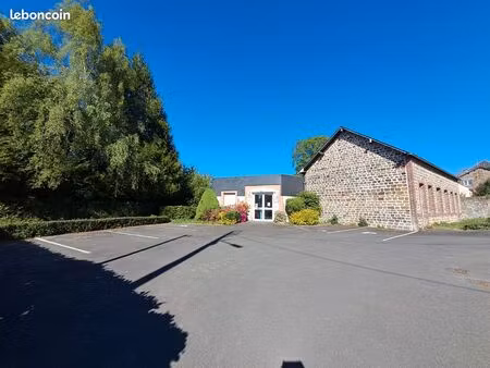 local professionnel accès pmr