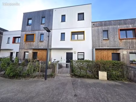 maison 5 pièces 96 m²