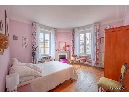 maison 6 pièces 135 m²