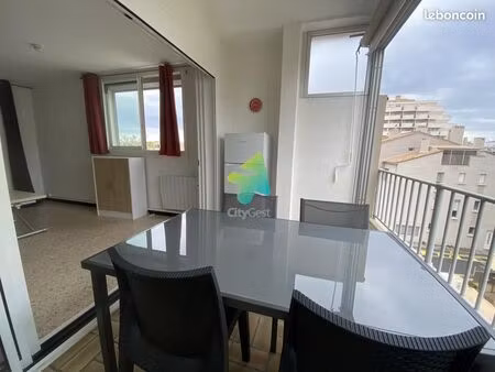 studio 1 pièce 33 m²