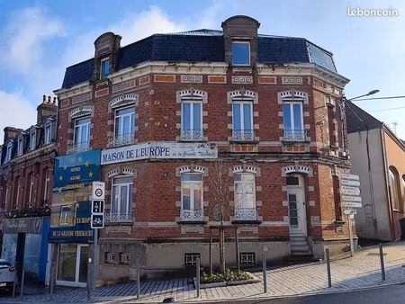 immeuble 14 pièces 257 m²