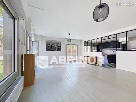 appartement 3 pièces 84 m²